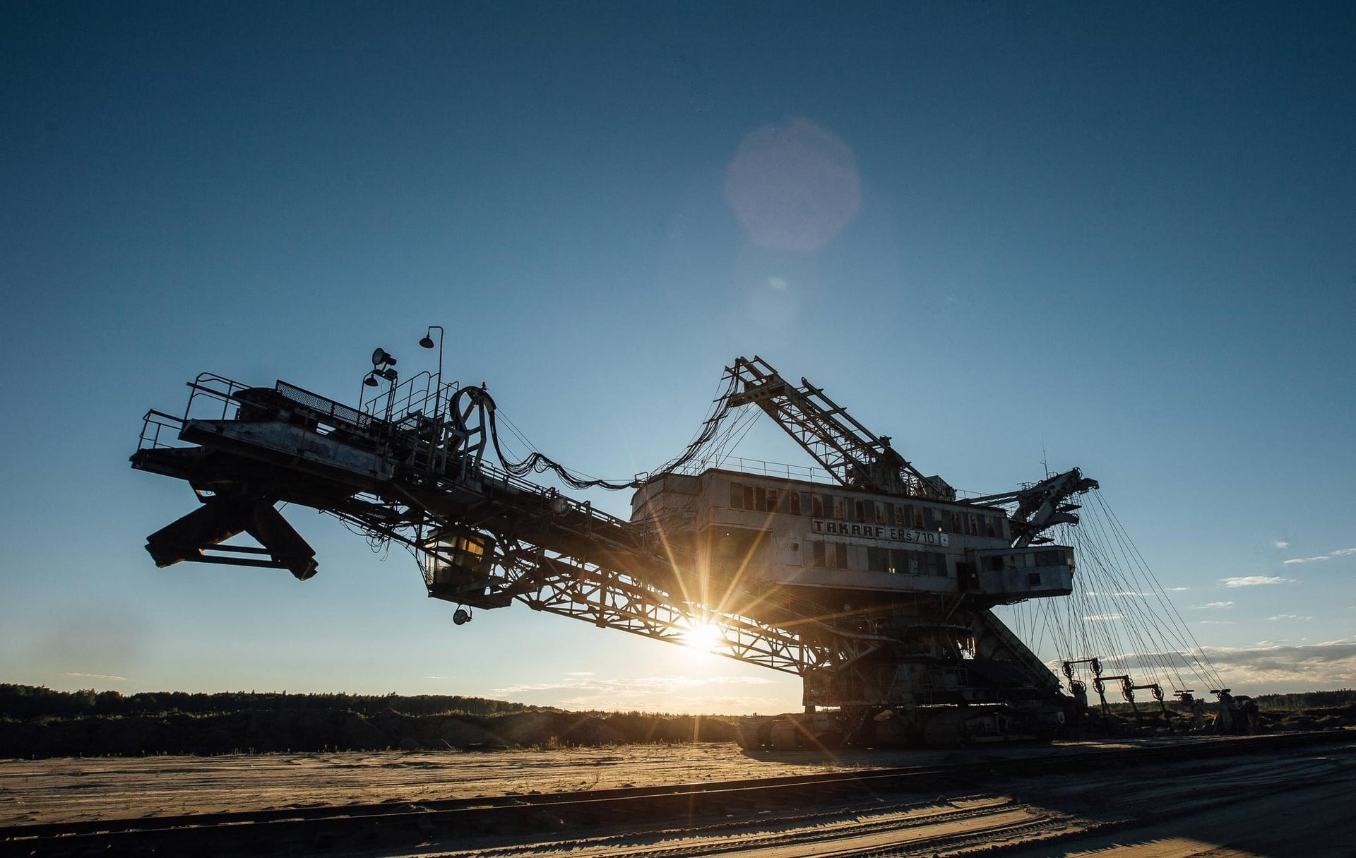 Huge Ground Digging Crawler