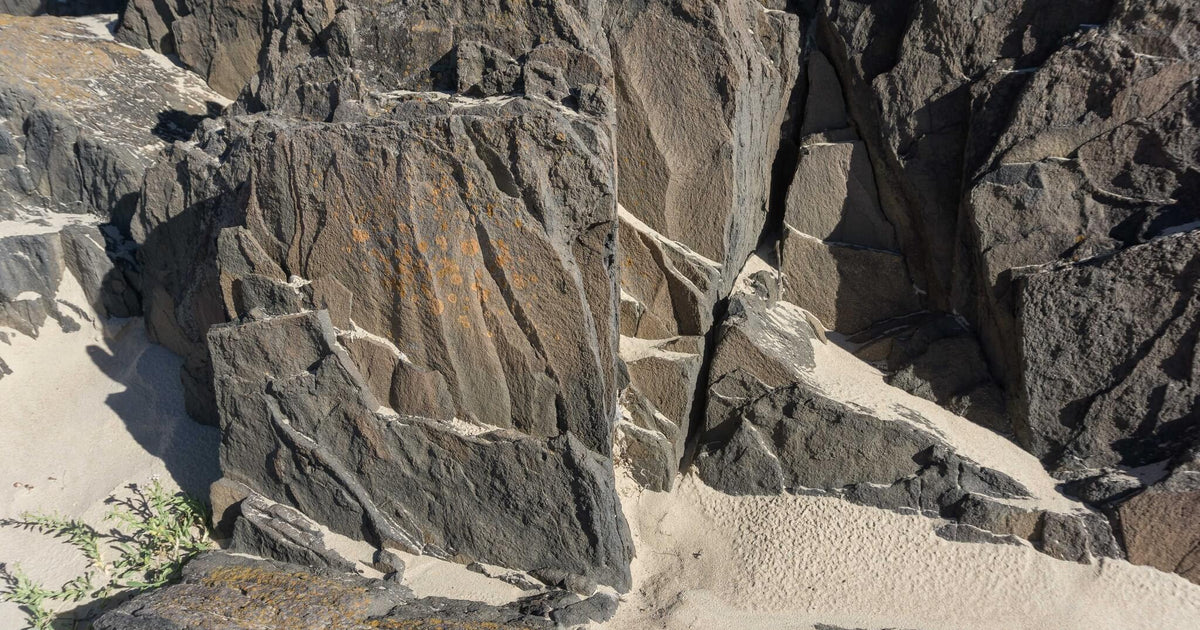 203 photos of Spiky Rocks Beach – Fotoref