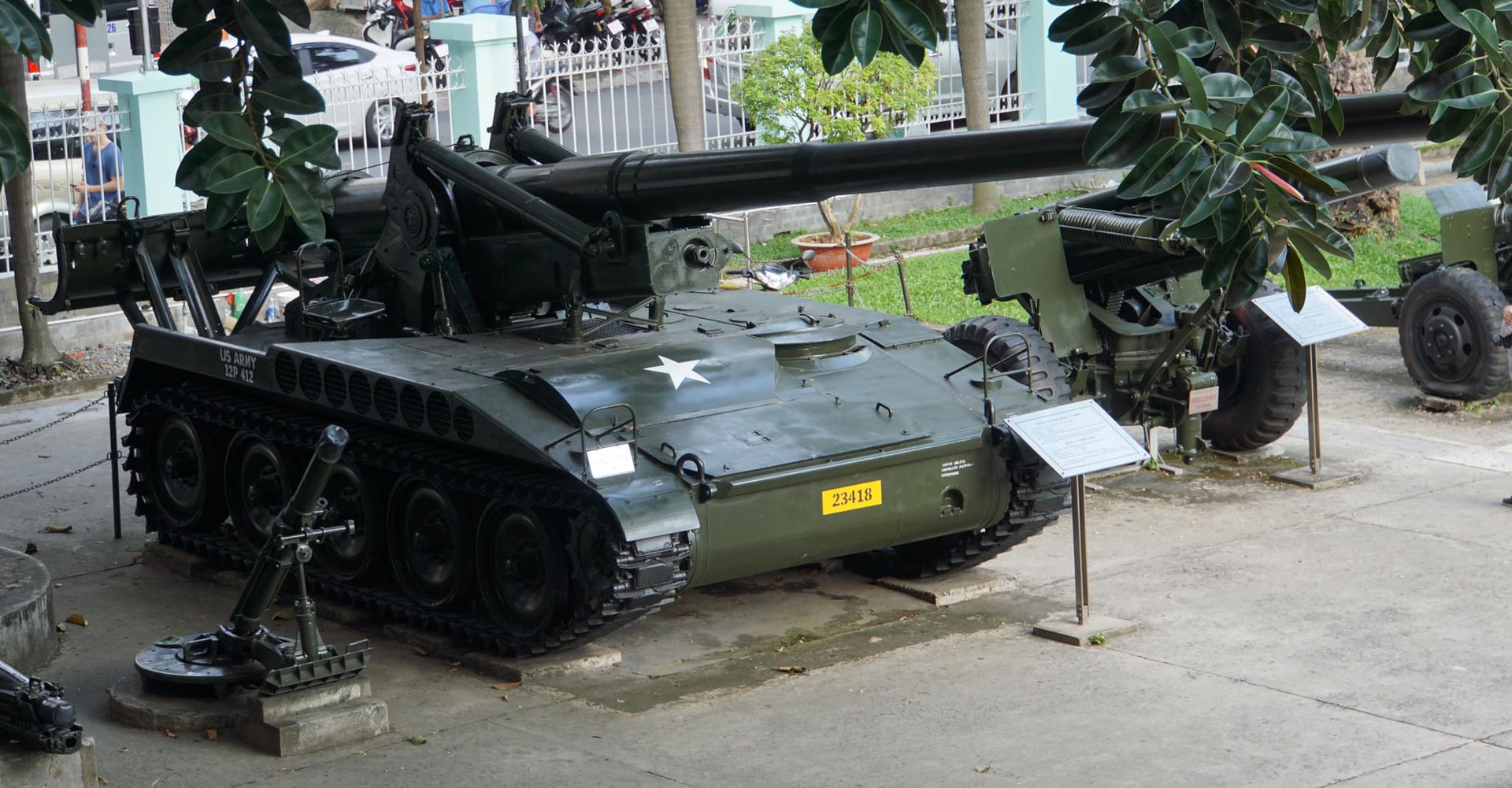 M107 - 175 mm Gun