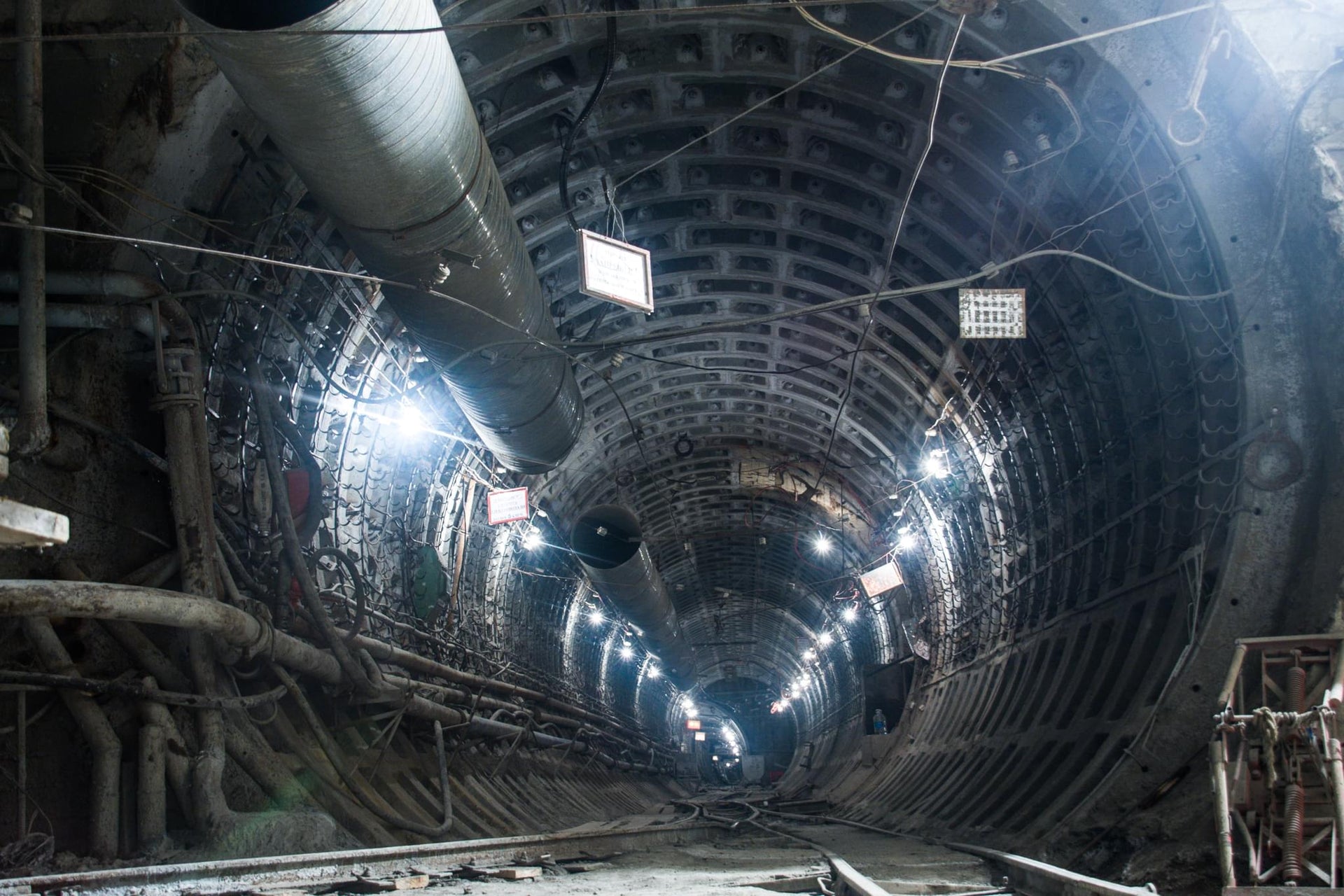 Metro Construction and Service Tunnels